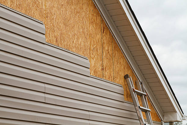 24/7 Emergency Siding experts in Hendersonville, NC